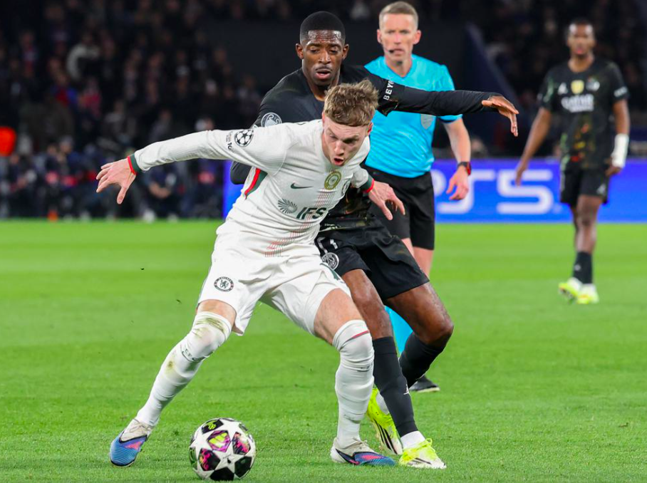 乐鱼体育APP-欧冠豪门对决 巴黎5-2切尔西 队长戴帽皇马3-0曼城 药厂1-1阿森纳